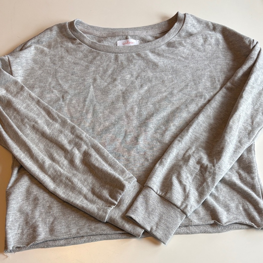 Colsie Textured Gray Knit Top